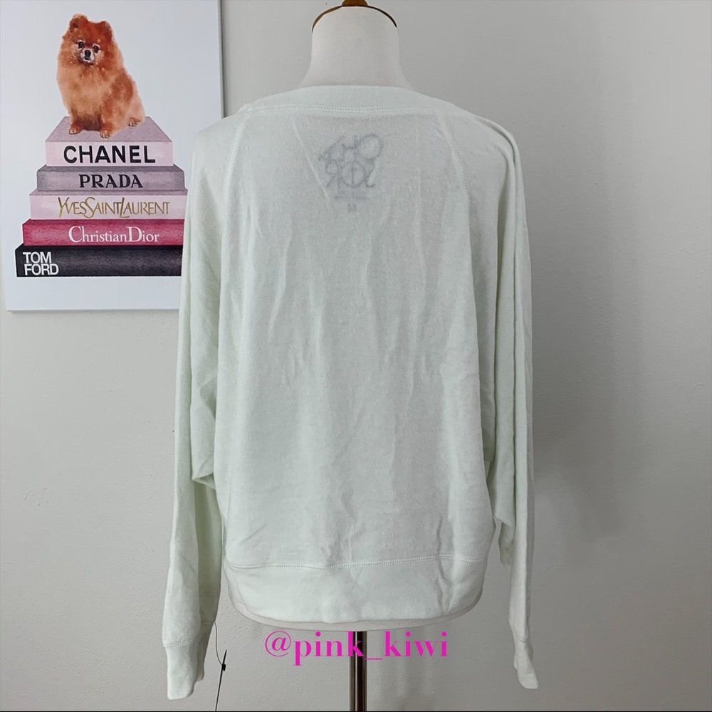 ⬇️REDUCED❗️Chaser Graphic Raglan-Sleeve Sweatshirt - Picture 9 of 16